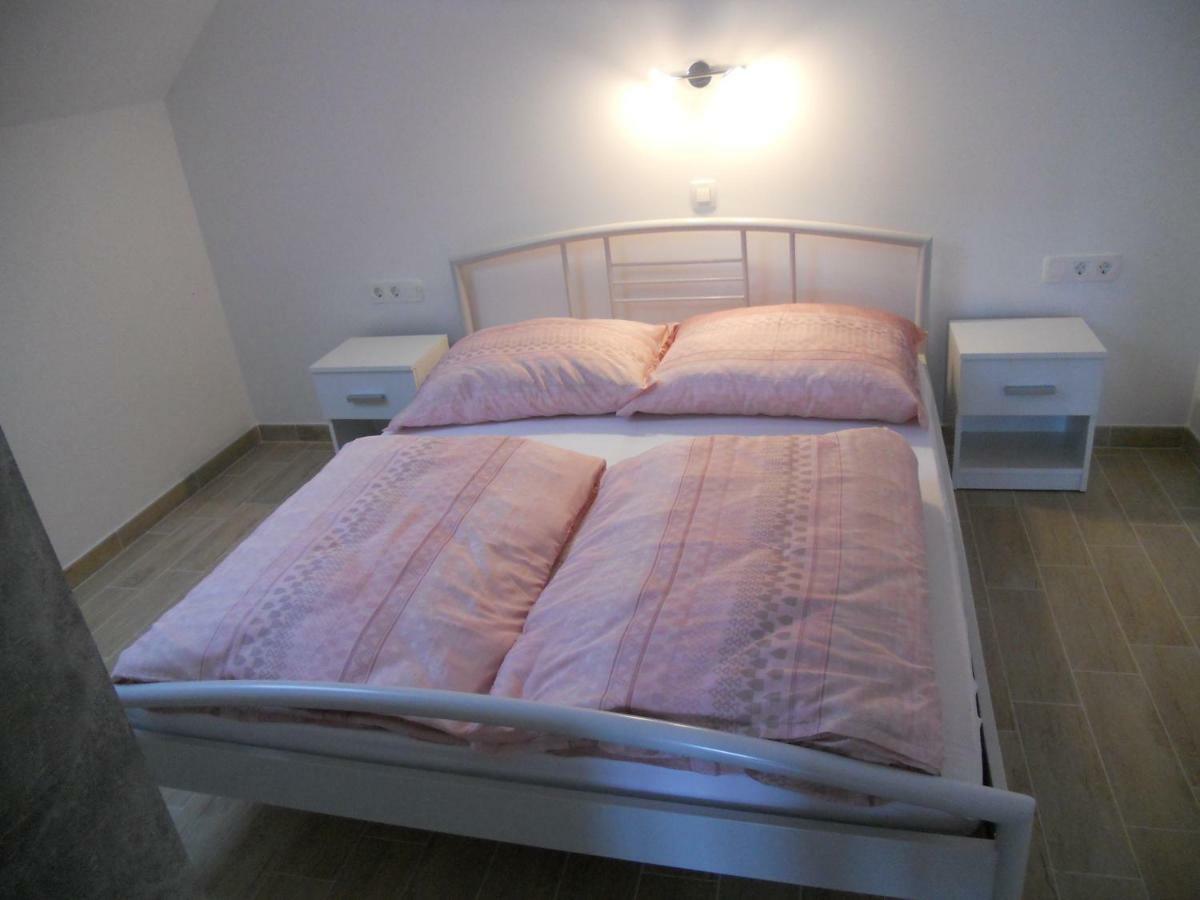 Apartmaji Bremec 博希尼 外观 照片